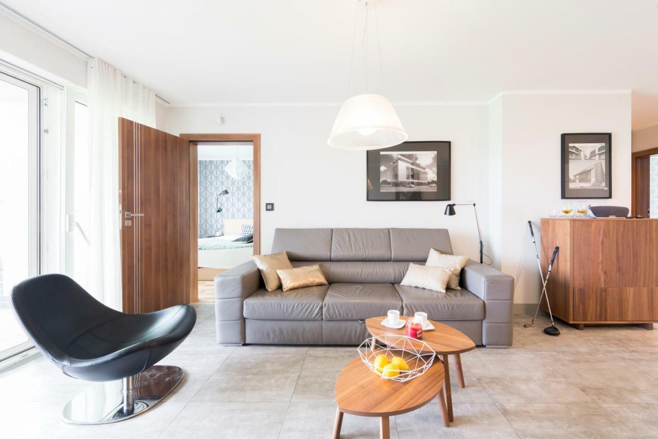 Apartament Kalinowo Golf - Salon Z Opcja Spania, Kuchnia I 2 Sypialnie, 1-6 Osob 尼苏利采 外观 照片